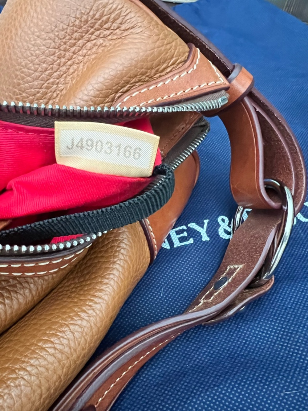 Dooney & Bourke Brown Leather Shoulder Bag with Red Lining - Picture 6 of 6